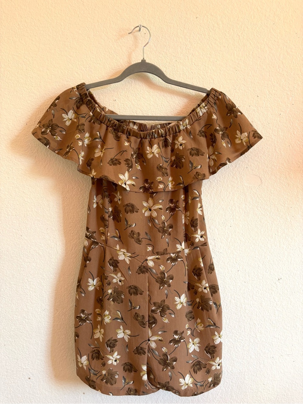 Brown Floral One-Shoulder Ruffle Dress